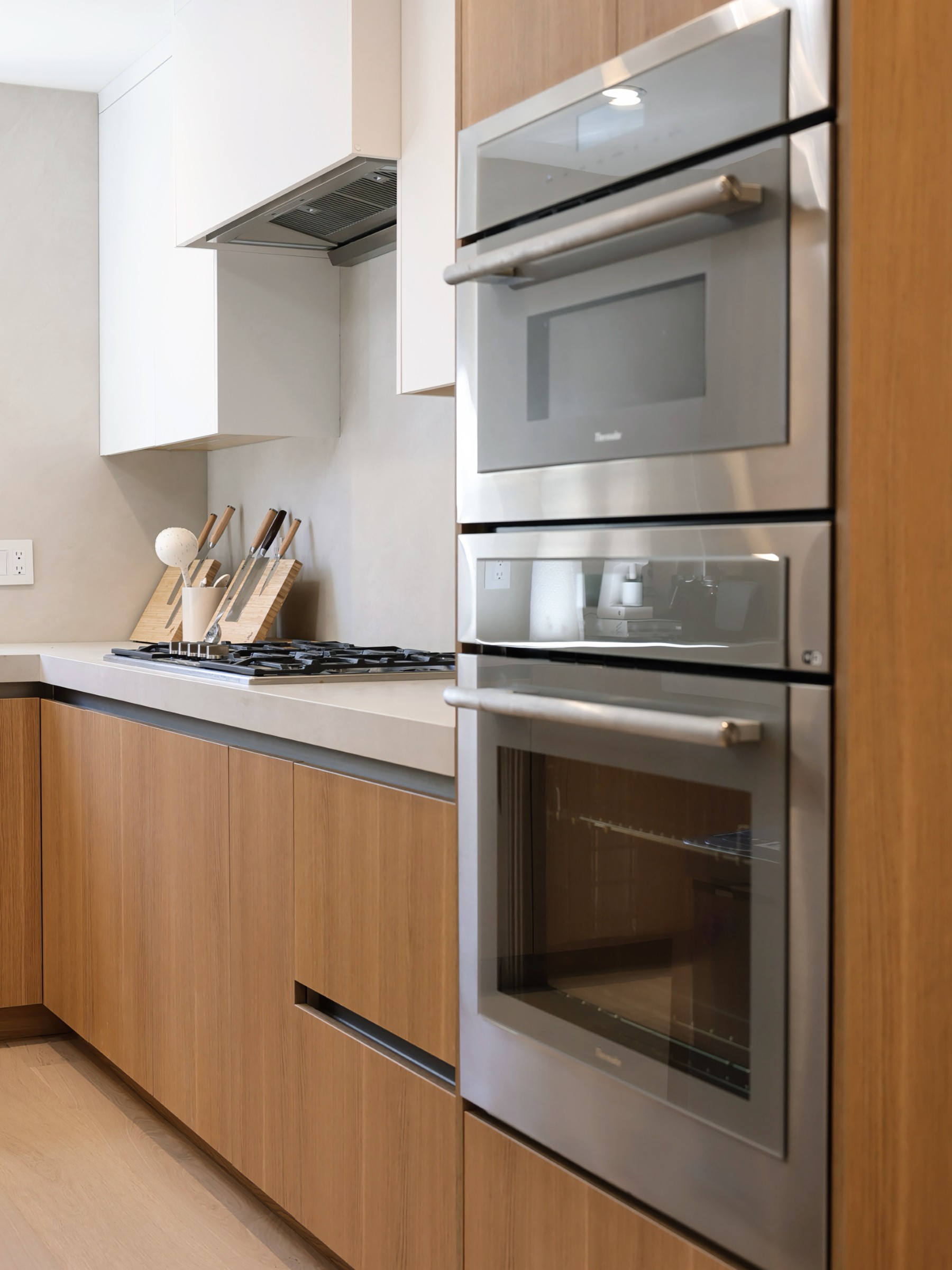 Snow White & Fresh Croissant