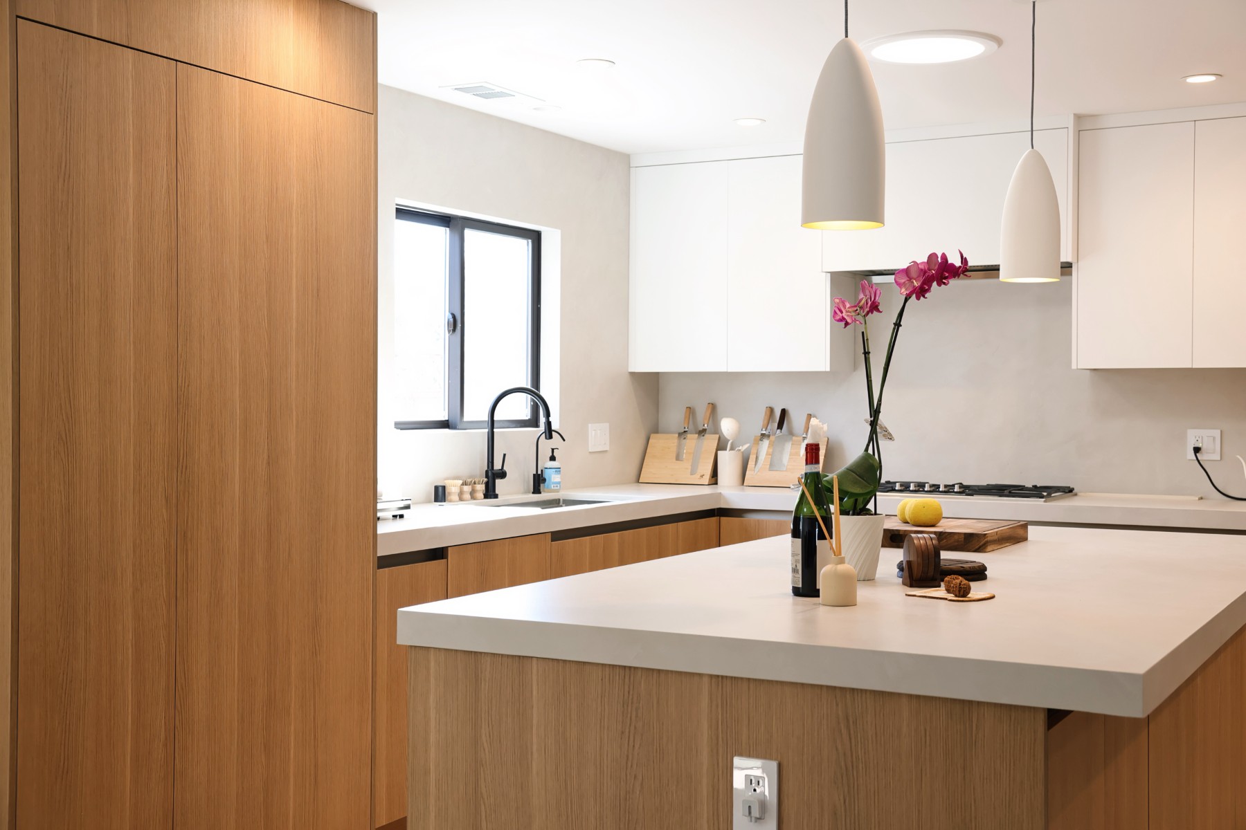 Snow White & Fresh Croissant