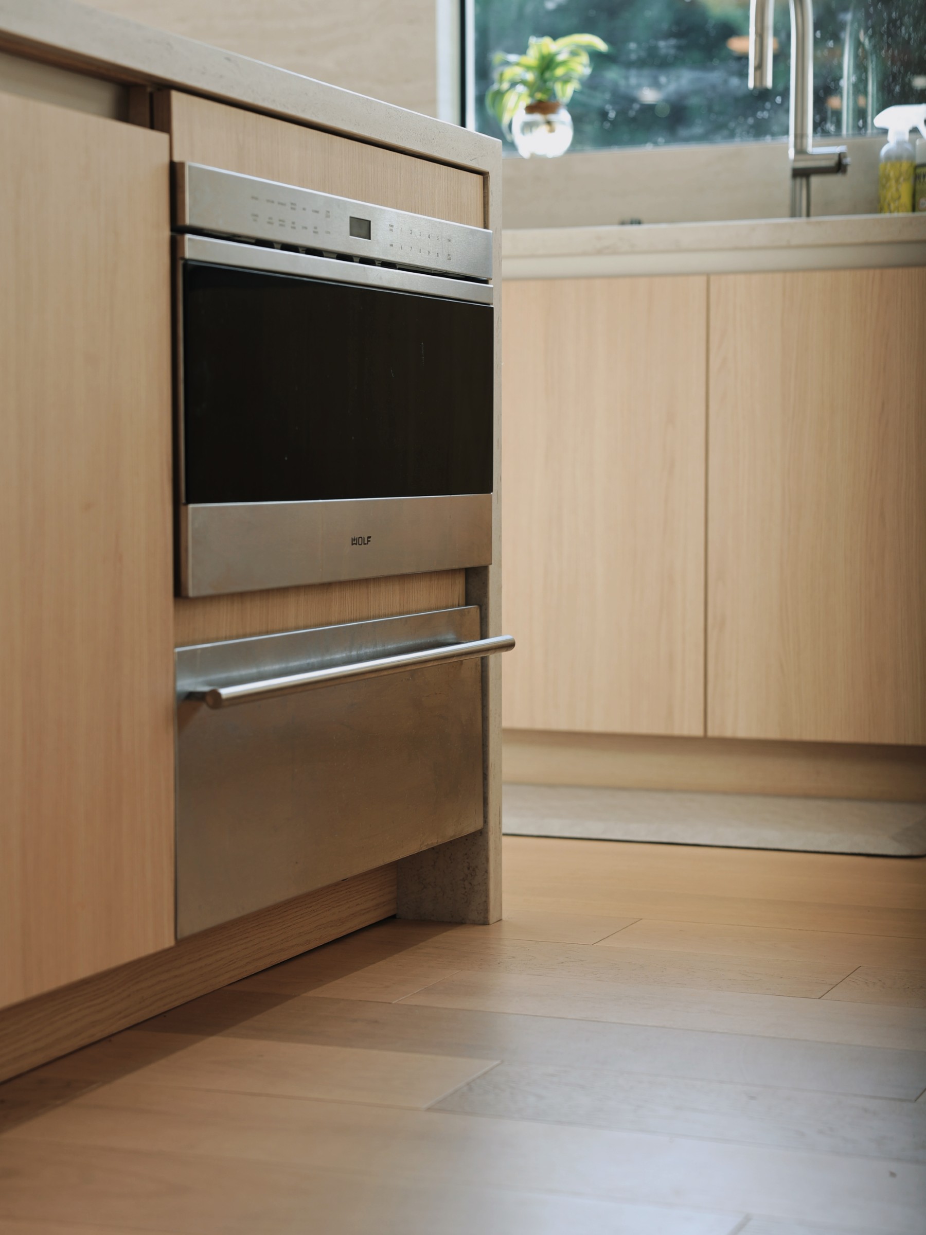 Vintage oak & Snow White